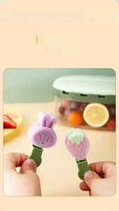 DIY cartoon ice mold set with rabbit and strawberry shapes and storage box container
