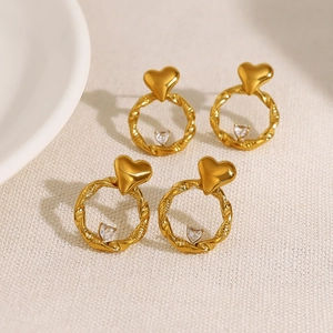 Fashion Stainless Steel Heart Stud Earrings For Women Gold Plated Twisted Hoop Earrings With Heart Rhinestone Jewelry