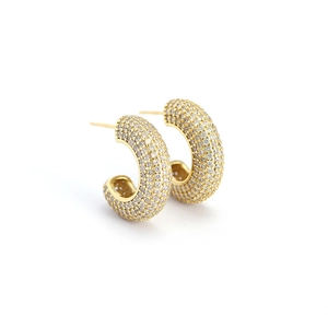 Sparkling gold C-shaped hoop earrings with pave diamonds in 925 sterling silver