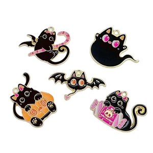Five assorted Halloween cartoon cat enamel charms made of gold-plated alloy and oil drip