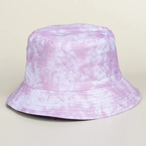 Chapeau bob réversible en coton tie-dye rose et blanc avec surpiqûres sur le bord