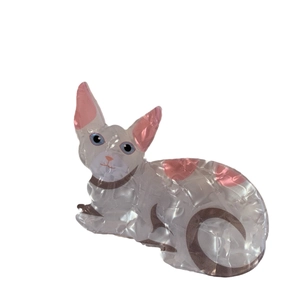 Cute cartoon cat acrylic hair claw clip with pearlescent white finish and pink spots