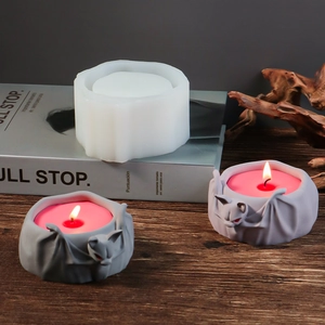 Bat Candlestick Silicone Mold DIY Epoxy Resin Gypsum Aromatherapy Candle Cup Gothic Halloween Handmade Craft Tool