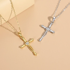 Luxurious S925 sterling silver heart-centered cross pendant necklaces in gold and silver