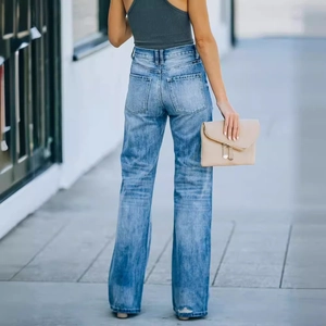 Damen Hellblaue High Waist Jeans mit geradem Bein und Distressed-Details hinten