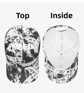 Détails du dessus et de l'intérieur de la casquette avec lettrage Garcia et graffiti