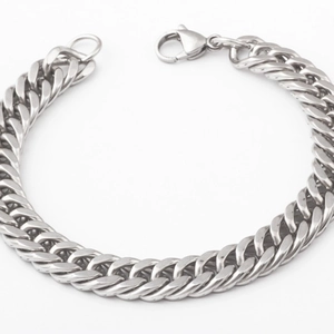 Classic 9mm silver Cuban link chain bracelet for men in stainless steel with lobster clasp