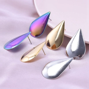 Polished 304 stainless steel teardrop earrings in rainbow, gold, and silver finishes