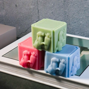 Moule En Silicone Carré Pour Savon Et Bougie Avec Relief 3D Lapin De Pâques Carotte Outil De Bricolage Artisanal Plâtre