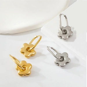 Boucles d'oreilles créoles fleurs en acier inoxydable plaqué or 18 carats et argent pour femme