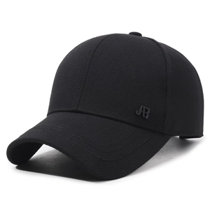 Men's minimalist black baseball cap featuring a side matte metal logo and curved brim