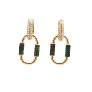 Boucles d'oreilles maillons dorés avec diamants blancs et cristaux verts en cuivre