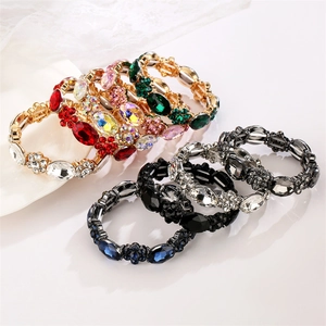 Women Fashion Alloy Rhinestone Elastic Bracelet Vintage Luxury Oval Crystal Stones Bangle Floral Design Jewelry Party Gift