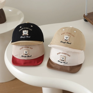 Casquette De Baseball Bébé En Coton Couleur Contrastée Broderie Ours Visière Courte Protection Solaire Pour Enfant