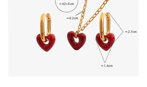 Detailed view of jewelry set dimensions including gold chain and red heart pendants