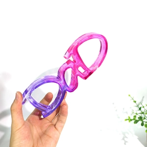 Details von DIY DAD Harzform Ornament mit lila-rosa Marmor-Farbverlaufseffekt