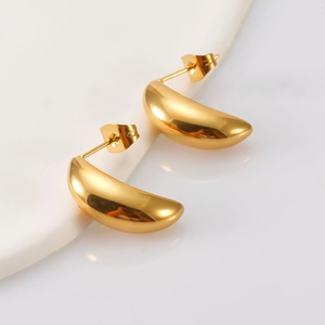 Elegant 18K gold plated stainless steel C-shaped stud earrings with a glossy finish