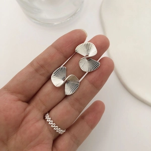 S925 Sterling Silver Matte Fan Shaped Stud Earrings For Women Retro Geometric Spiral Fold Earring Fashion Jewelry