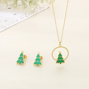 Weihnachtsbaum Schmuckset mit grünem Emaille Anhänger und Ohrringen in Goldoptik
