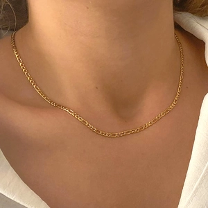 Minimalist 18K gold Figaro chain necklace for women in tarnish-free titanium steel