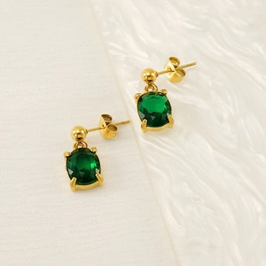 Elegant gold oval stainless steel earrings with emerald green zircon in four-prong setting