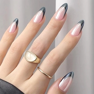 Electroplated Black French Almond Shape Press On Nails Minimalist Nude Pink Glossy Artificial Nails For Women Daily Party