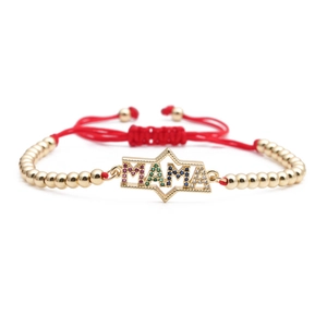 Bracelet ajustable cordon rouge avec breloque MAMA dorée et zircons colorés