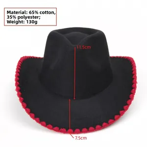 Détail du chapeau en feutre avec bordure rouge, hauteur 11,5 cm et bord de 7,5 cm