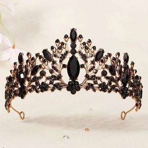 Vintage Gothic Black Rhinestone Tiara Crown Gold Alloy Baroque Queen Headpiece For Halloween Wedding Party Women Girls Jewelry