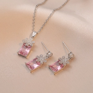 Collana Con Ciondolo A Fiore In Zircone Rosa E Orecchini Gioielli Eleganti In Acciaio Titanio Per Donne