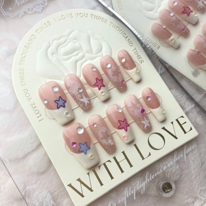 Handgemachte rosa Katzenaugen-Nägel zum Aufkleben mit Glitzersternen und Strass