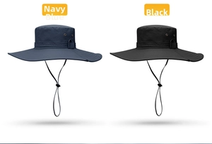 Detalle de sombreros de sol azul marino y negro con ala ancha y cordones ajustables