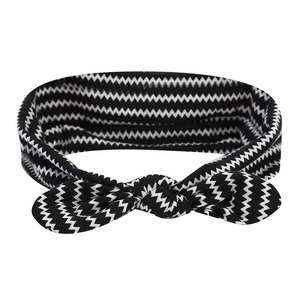 Bohemian black and white wave pattern yoga headband with a cute knotted bow design