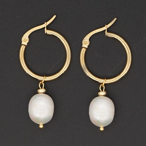 Elegant gold stainless steel hoop earrings with natural freshwater pearl pendants