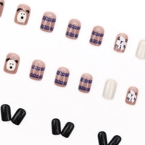 Faux ongles courts rose et blanc avec motif de chiot mignon et lettres artistiques
