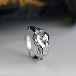 S925 sterling silver adjustable ring with irregular lava texture and zircon stone