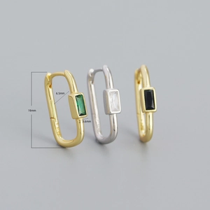 Detail view of U-shaped zircon earrings showing dimensions 19mm and S925 engraving