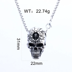 Detailed skull pendant dimensions showing 31mm height and 22.74g stainless steel weight