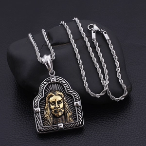 Pendente con ritratto di Gesù Cristo bicolore oro e argento su catena a corda