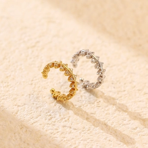 Sparkling S925 silver ear bone clips with pavé crystals in gold and silver finish