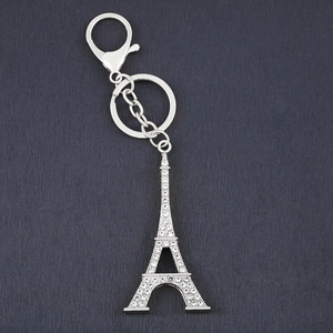 Porte-clés Tour Eiffel argenté avec strass scintillants et fermoir mousqueton chic