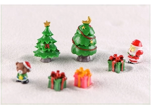 Miniature Christmas resin figurines set with Santa, trees and gifts for micro landscape