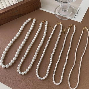Elegant Faux Artificial Pearl Necklace For Women Alloy Gold Clavicle Chain French Vintage Style Geometric Jewelry Accessory