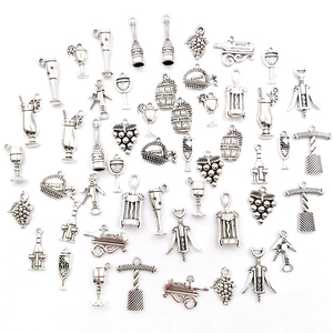 Breloques de la Série de Vin en Alliage d'Argent Antique Vintage Bouteille de Vin Coupe Raisins Tire-bouchon Pendentifs pour Accessoires de Fabrication de Bijoux DIY