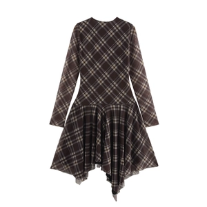 Vintage bruine geruite maxi-jurk met lange mouwen en asymmetrische zoom achteraanzicht