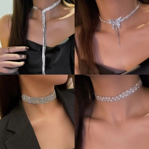 Schicke silberne Strass-Halskette mit Tropfen- und Quasten-Design für Damen