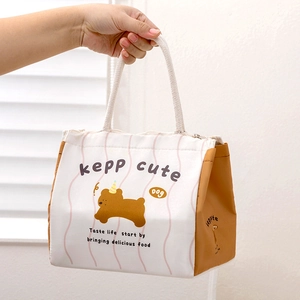 Waterproof insulated lunch bag with cartoon bear print and durable carrying handles