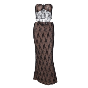 Ensemble sexy en dentelle noire à motif papillon avec haut bustier et jupe moulante