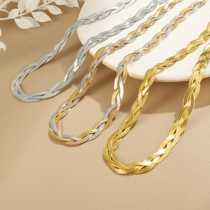 Unique Niche Design Hand Woven Flat Snake Bone Necklace For Women Stainless Steel Electroplated Braided Choker Clavicle Chain Jewelry