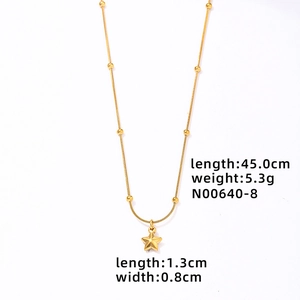 Detail of 45cm gold chain necklace with bead accents and star pendant specifications